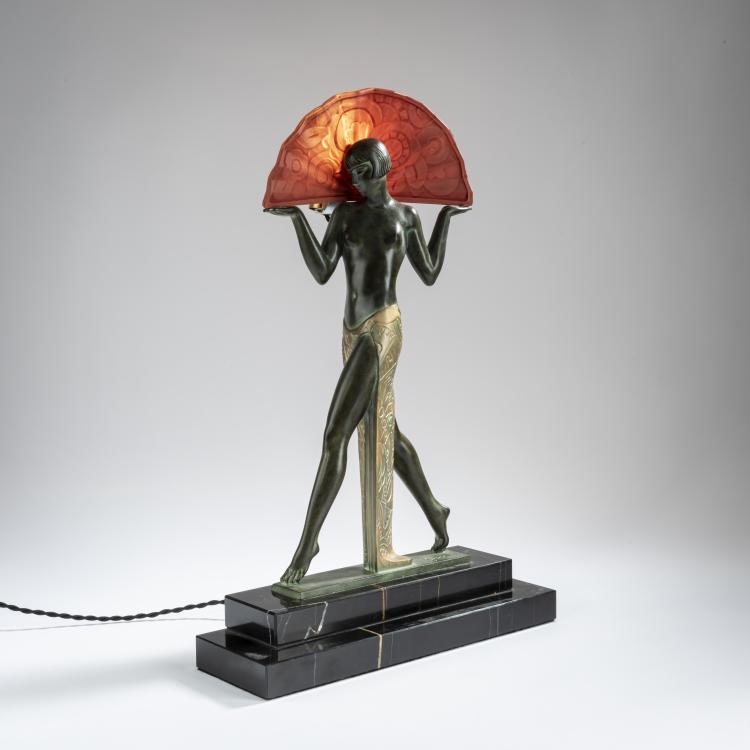 Bild 1 zu Objekt, 'Indiana' table light, c. 1930, Raymonde (Y) Gu&eacute;rbe, Le Verrier, Max, Paris, 156C 564