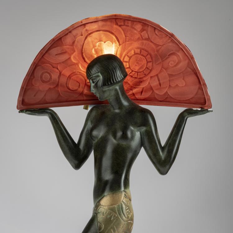 Bild 4 zu Objekt, 'Indiana' table light, c. 1930, Raymonde (Y) Gu&eacute;rbe, Le Verrier, Max, Paris, 156C 564