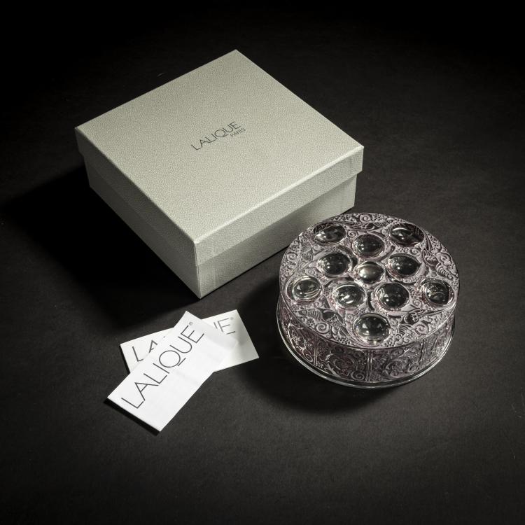 Bild 5 zu Objekt, Deckeldose 'Roger', 1926 (sp&auml;tere Ausf&uuml;hrung), Ren&eacute; Lalique, Lalique, Wingen-sur-Moder, 156A 33