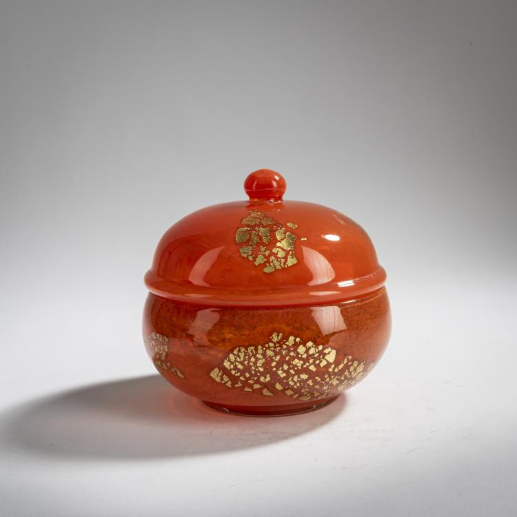 Hauptbild zu Objekt, Deckeldose 'Verre de Jades', um 1925, Antonin Daum, Daum Fr&egrave;res, Nancy, 156B 173