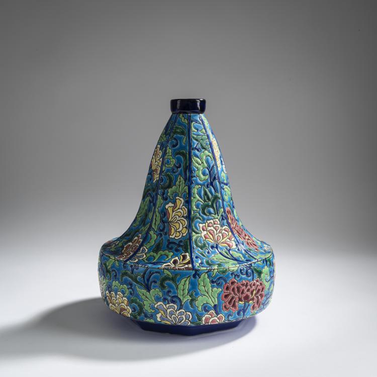 Bild 2 zu Objekt, Tall vase, 1920s, Longwy, Soci&eacute;t&eacute; des Faienceries de, 156C 612