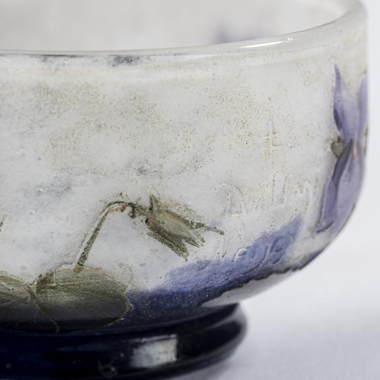 Bild 3 zu Objekt, Miniature 'Violettes' bowl, c. 1910, Antonin Daum, Daum Fr&egrave;res, Nancy, 156B 151