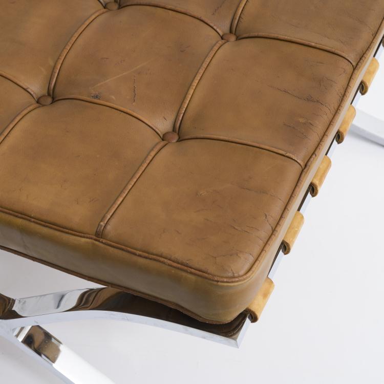 Bild 8 zu Objekt, 'Barcelona chair' with ottoman, 1929, Ludwig Mies van der Rohe, Knoll International, New York, 157A 28