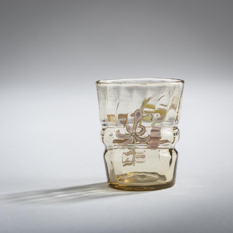 Bild 1 zu Objekt, 'Coeur de Jeanette' shot glass, c. 1890, Emile Gall&eacute;, Gall&eacute;, &Eacute;mile, Nancy, 156B 184