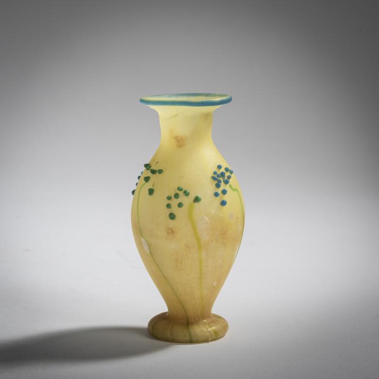 Hauptbild zu Objekt, 'Vase bijoux', 1918-21, Charles Schneider, Schneider, &Eacute;pinay-sur-Seine, 156B 266
