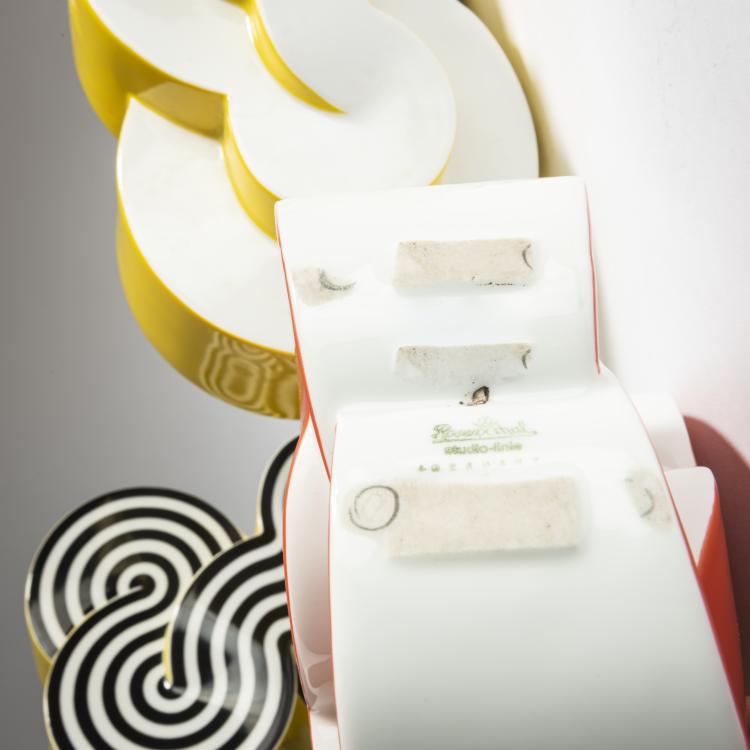 Bild 3 zu Objekt, Drei kleine Porzellan-Objekte, 1970-1980, Natale Sapone, Rosenthal Studio-Linie, Selb, 160C 493