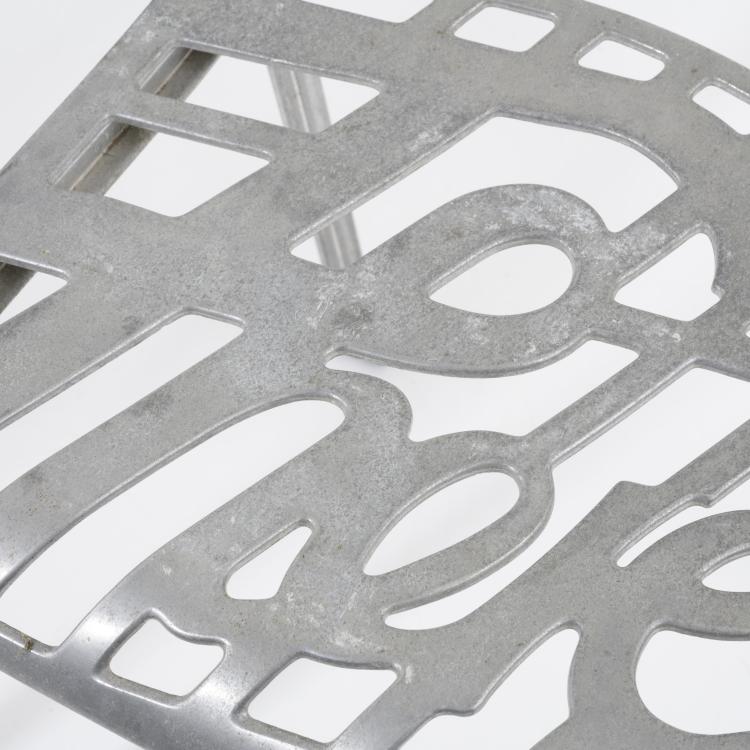 Bild 3 zu Objekt, Zwei St&uuml;hle 'Hello', 1977/78, Artifort, Maastricht, 158B 525