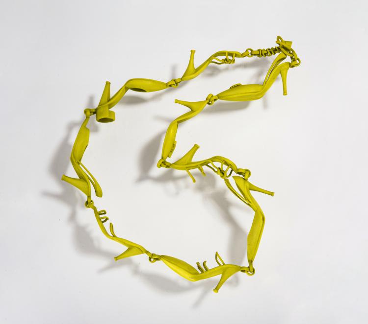Hauptbild zu Objekt, 'Fashionista' necklace, 2009, Ted Noten, 157D 998