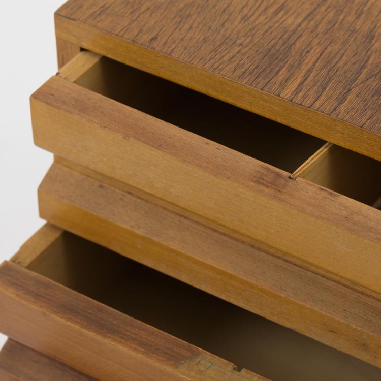 Bild 3 zu Objekt, Chest of drawers, c. 1955, Ferdinand Kramer, Deutschland, 157A 161