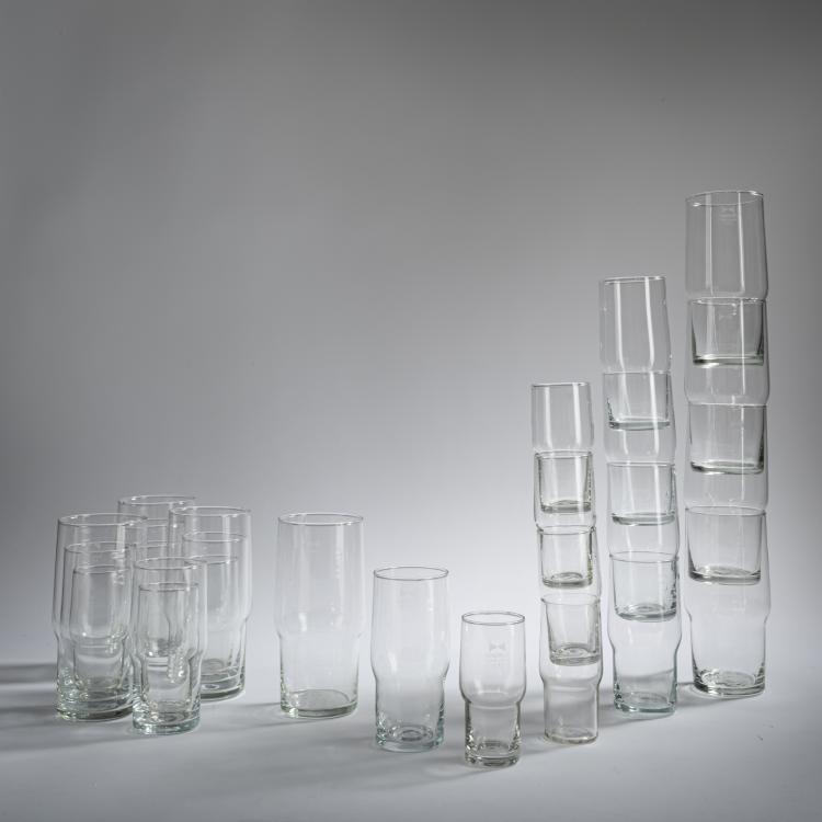 Hauptbild zu Objekt, 36 'Superfest' glasses, 1978/79, Margarete Jahny,Erich M&uuml;ller,Paul Bittner,Fritz Keuchel,Tilo Poitz, VEB Kombinatbetrieb VEB Sachsenglas, Schwepnitz, 157A 97