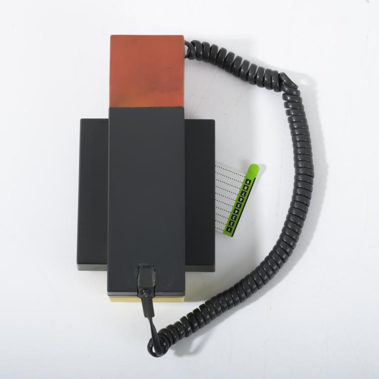 Bild 2 zu Objekt, 'Enorme' telephone, 1986, Ettore Sottsass, Enorme Co., Mailand, 158A 112