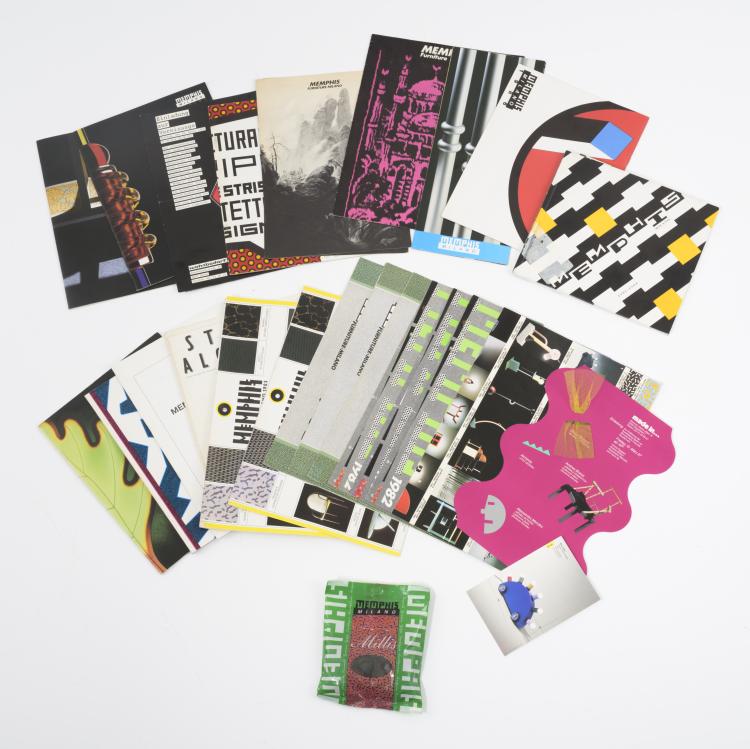 Hauptbild zu Objekt, 27 catalogs, brochures and posters, 1980 / 90s, Memphis, Mailand, 158A 121