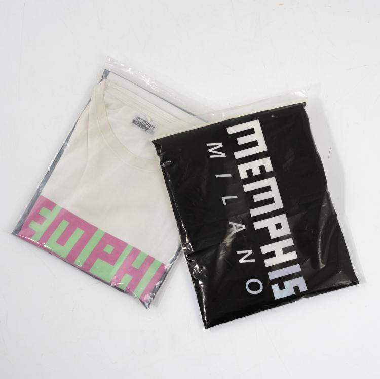 Bild 1 zu Objekt, Zwei T-Shirts, 1980er Jahre, Memphis, Mailand, 158A 122