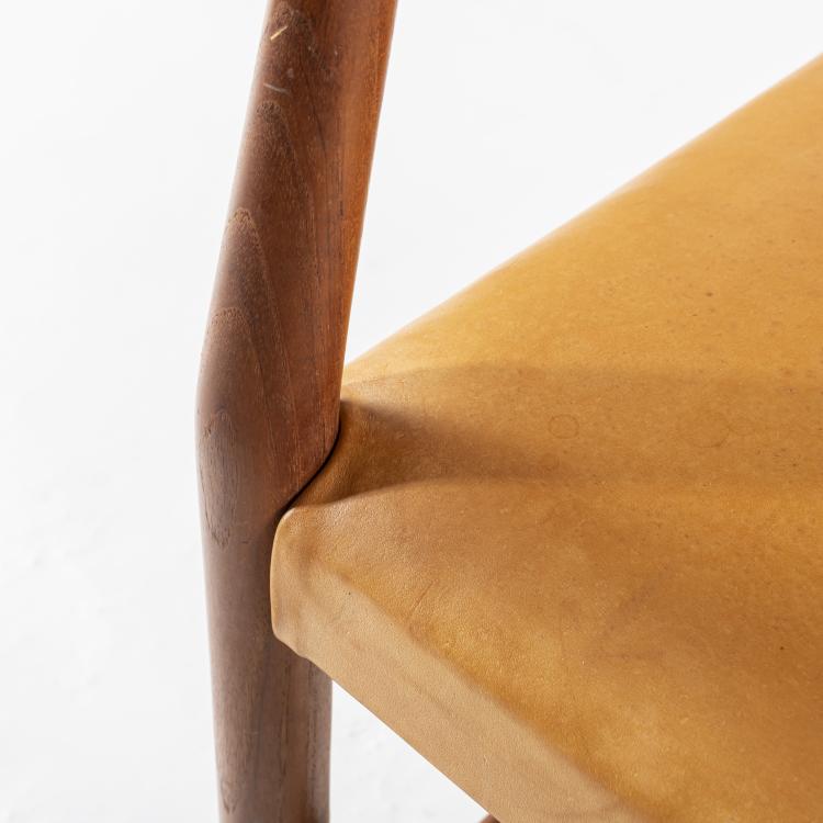 Bild 5 zu Objekt, 'Rathaus'-Stuhl, um 1937, Hans J. Wegner, Planm&ouml;bler, Aarhus, 158B 370