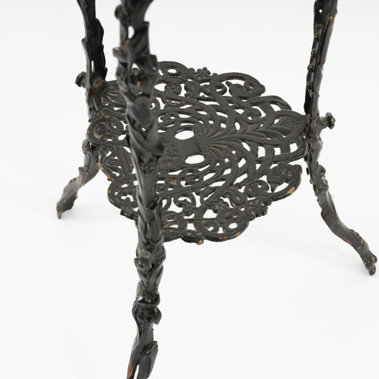 Bild 3 zu Objekt, Flower stand, c. 1900, D&auml;nemark, 159C 654