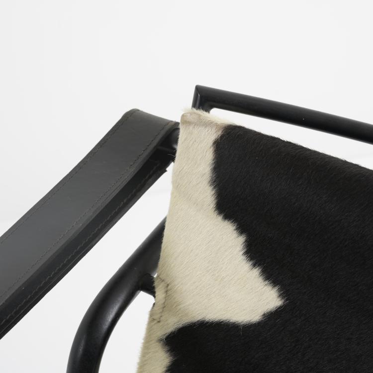 Bild 4 zu Objekt, 2 'LC 1' armchairs, 1928, Cassina, Mailand (zugeschrieben), 158B 347