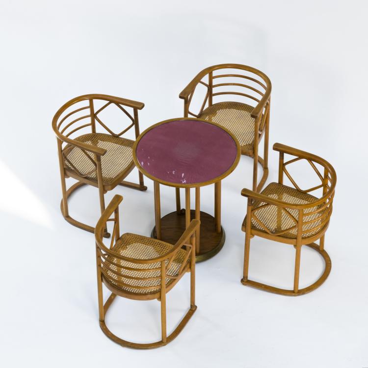 Hauptbild zu Objekt, Vier 'Fledermaus' St&uuml;hle und ein Tisch, 1906/07, Josef Hoffmann, Kohn & Kohn, Wien und Teschen, 160A 52