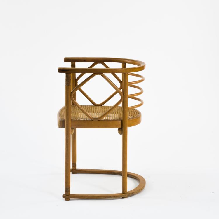 Bild 7 zu Objekt, Vier 'Fledermaus' St&uuml;hle und ein Tisch, 1906/07, Josef Hoffmann, Kohn & Kohn, Wien und Teschen, 160A 52
