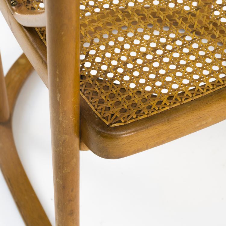 Bild 9 zu Objekt, Vier 'Fledermaus' St&uuml;hle und ein Tisch, 1906/07, Josef Hoffmann, Kohn & Kohn, Wien und Teschen, 160A 52