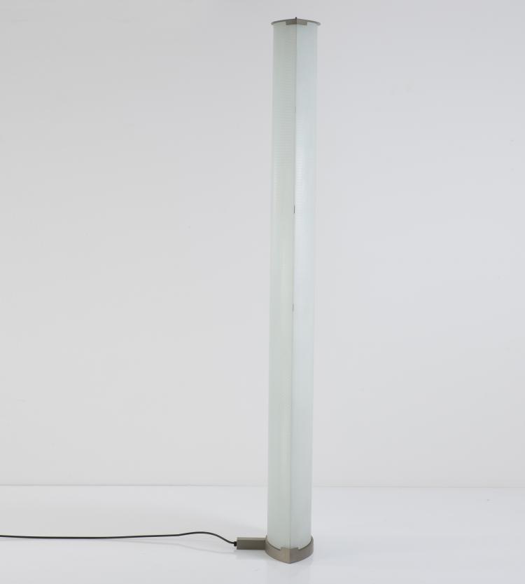 Bild 2 zu Objekt, 2 'Pirellone' floor lamps, 1967, Gio Ponti, Fontana Arte, Mailand, 158A 175