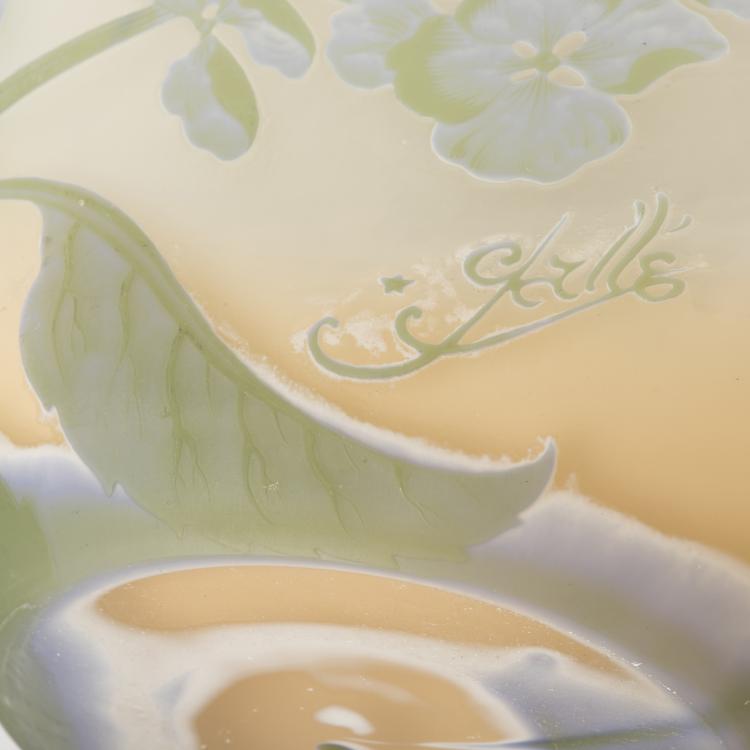 Bild 3 zu Objekt, Henkelvase 'Hortensias', 1905-08, Gall&eacute;, Etablissements, Nancy, 159B 186