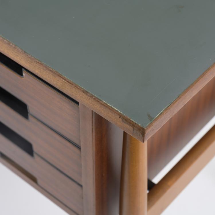 Bild 5 zu Objekt, Kleiner Schreibtisch, um 1960, Schirolli, Mantua, 158A 137