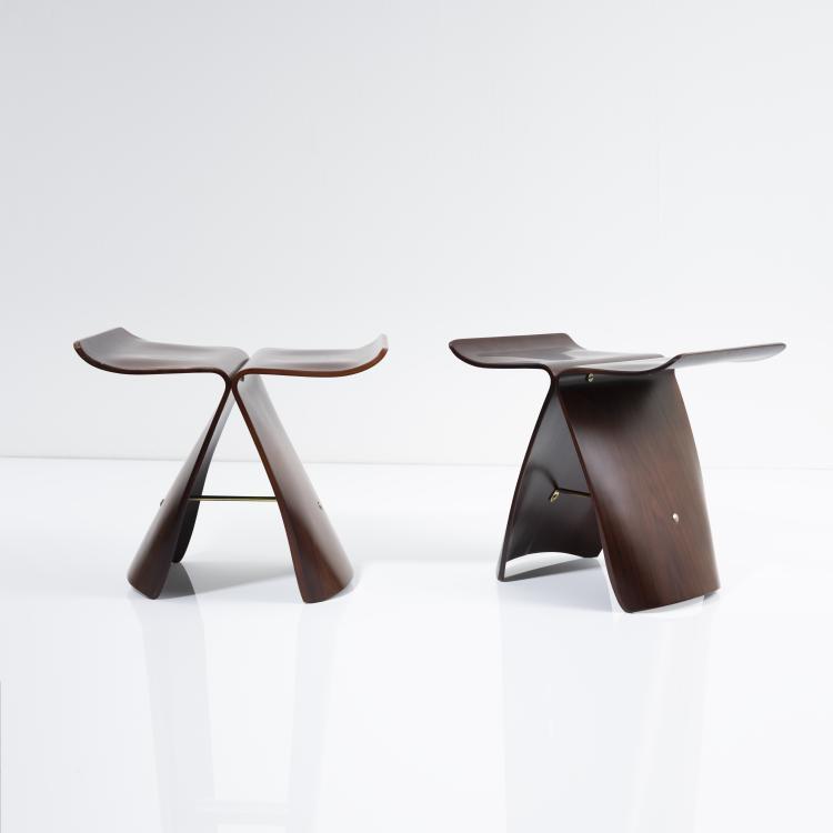 Hauptbild zu Objekt, 2 'Butterfly' stools, 1956, Sori Yanagi, Vitra Design, Weil am Rhein, 161C 534