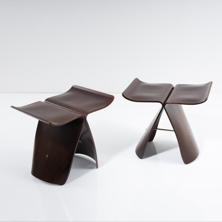 Bild 1 zu Objekt, 2 'Butterfly' stools, 1956, Sori Yanagi, Vitra Design, Weil am Rhein, 161C 534