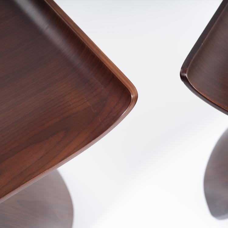 Bild 4 zu Objekt, 2 'Butterfly' stools, 1956, Sori Yanagi, Vitra Design, Weil am Rhein, 161C 534