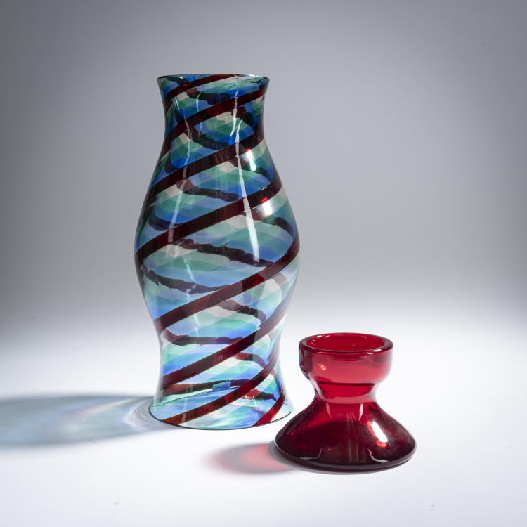 Bild 1 zu Objekt, 'A fasce ritorte' lantern with candlestick, c. 1955, Fulvio Bianconi, Venini & C., Murano, 158C 832