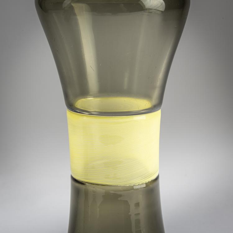 Bild 2 zu Objekt, 'Doppio incalmo' bottle with stopper,  1959, Paolo Venini, Venini & C., Murano, 158C 841