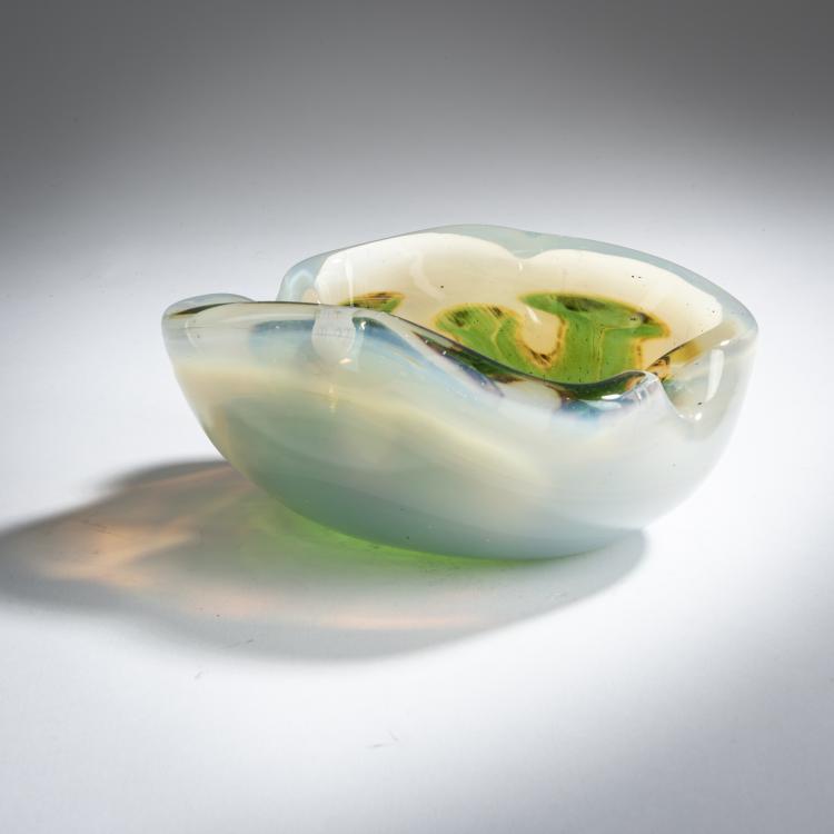 Hauptbild zu Objekt, 'Opalino a fiamme' bowl, c. 1957, Ercole Barovier, Barovier & Toso, Murano, 158C 892