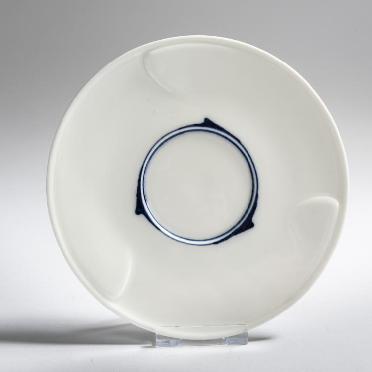 Hauptbild zu Objekt, 'Whip' saucer, 1903-04, Henry van de Velde, Meissen, KPM, 160A 17