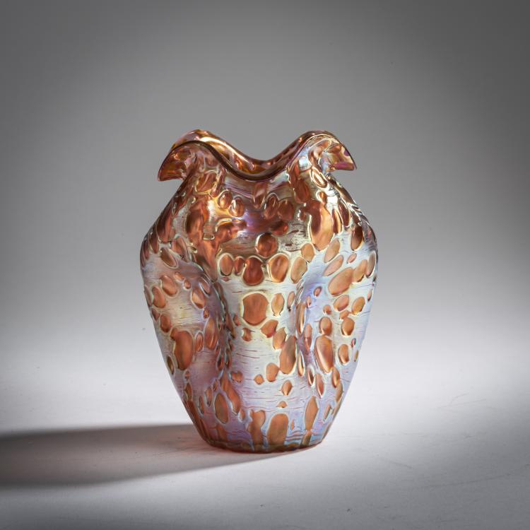 Hauptbild zu Objekt, Kleine 'Diaspora' - 'Orbulin'-Vase, 1902, L&ouml;tz Wwe., Klosterm&uuml;hle, 159B 310