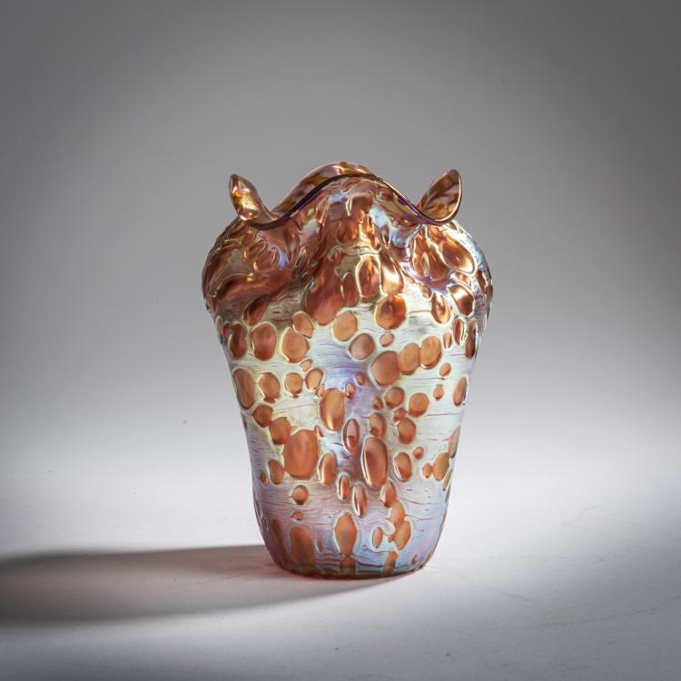 Bild 1 zu Objekt, Kleine 'Diaspora' - 'Orbulin'-Vase, 1902, L&ouml;tz Wwe., Klosterm&uuml;hle, 159B 310