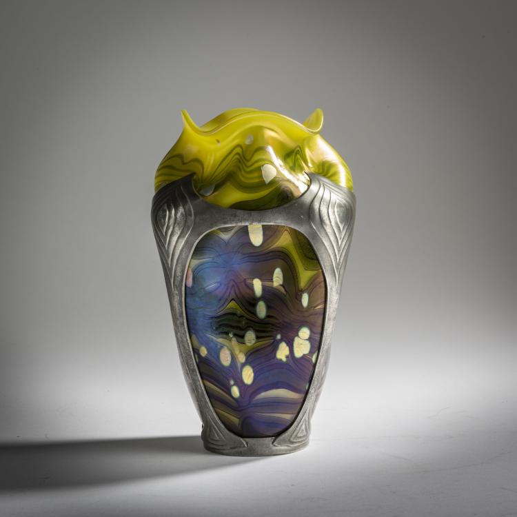 Bild 1 zu Objekt, 'Cytisus' vase, with mounting by F. van Hauten Sohn, Bonn, 1902, L&ouml;tz Wwe., Klosterm&uuml;hle, 159B 311