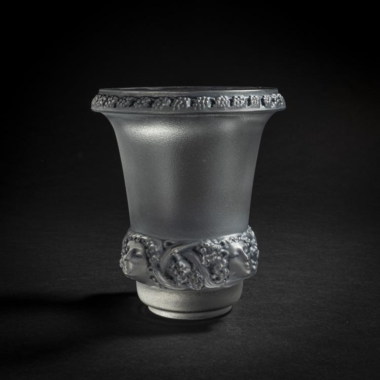 Bild 1 zu Objekt, Vase 'Quatre t&ecirc;tes femmes et raisins', 1939, Ren&eacute; Lalique, Lalique, Wingen-sur-Moder, 159A 38