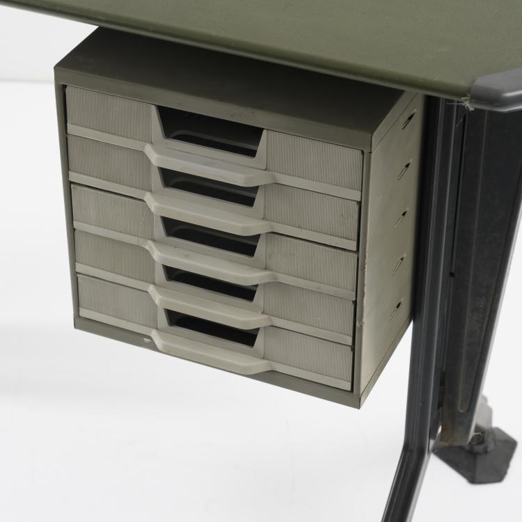Bild 2 zu Objekt, 'Arco' typewriter table, 1963, Studio B.B.P.R., Olivetti, Mailand, 158A 139