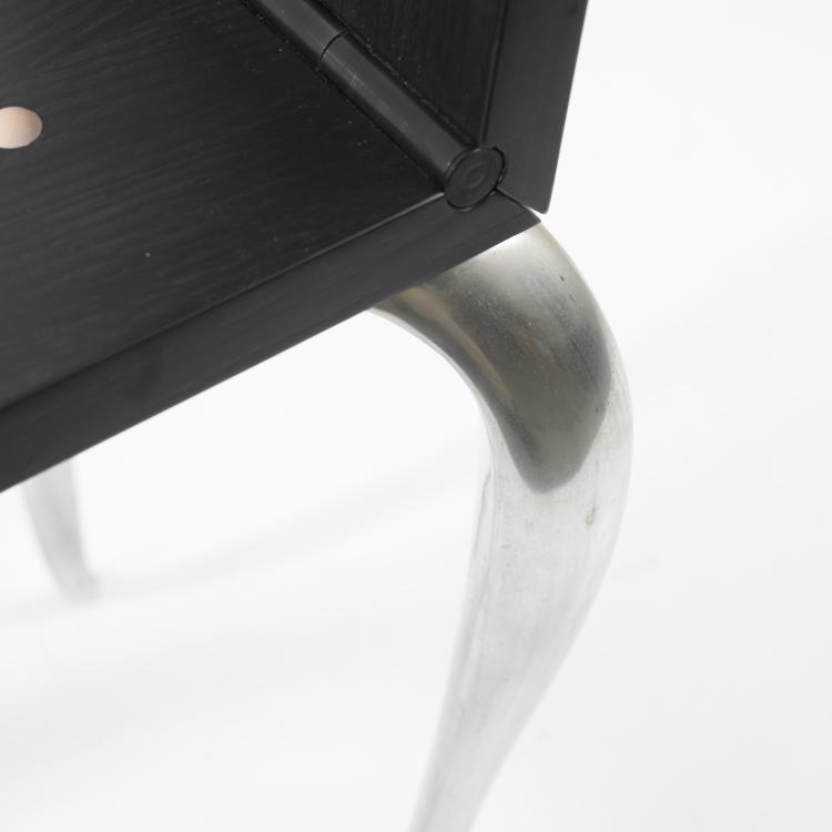 Bild 6 zu Objekt, Klappstuhl / Hocker 'Lola Mundo', 1988, Philippe Starck, Driade, Caorso, 158B 532