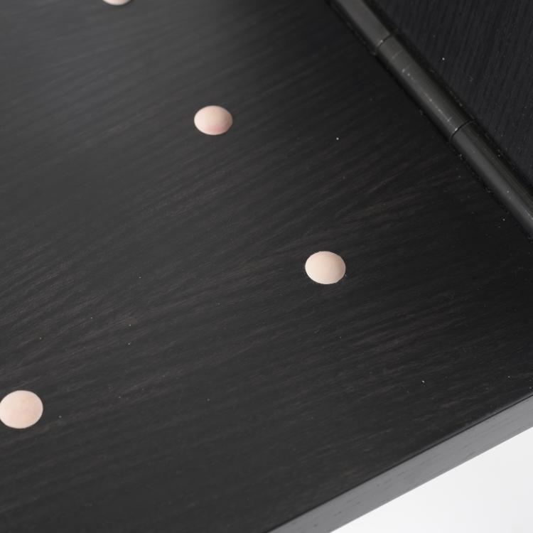 Bild 7 zu Objekt, Klappstuhl / Hocker 'Lola Mundo', 1988, Philippe Starck, Driade, Caorso, 158B 532