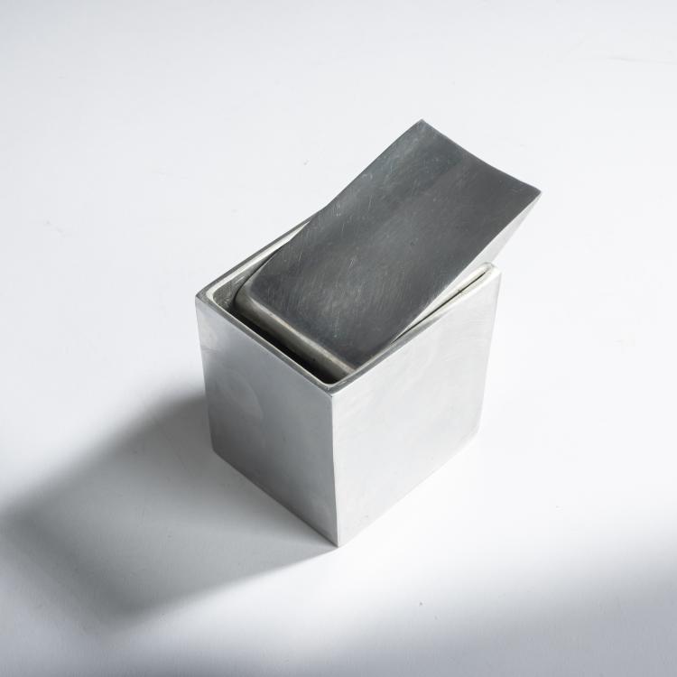 Bild 4 zu Objekt, Ashtray, 1986, Philippe Starck, XO, Brie-Comte-Robert., 158B 528
