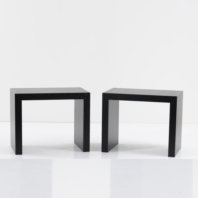 Hauptbild zu Objekt, 2 side tables / stools, 2010s, Frankreich (zugeschrieben), 158B 577
