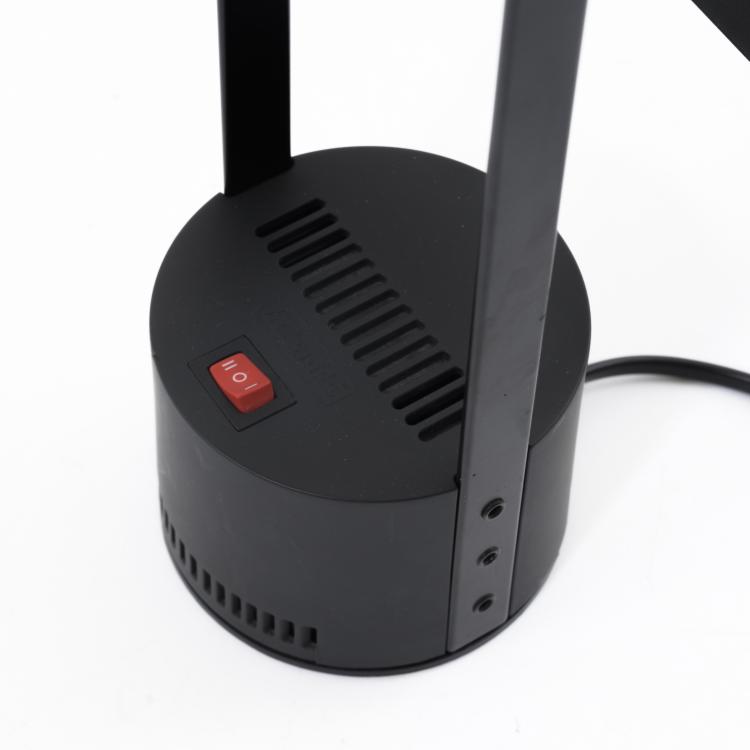 Bild 5 zu Objekt, Tischleuchte 'Tizio', 1972, Richard Sapper, Artemide, Mailand, 158A 237