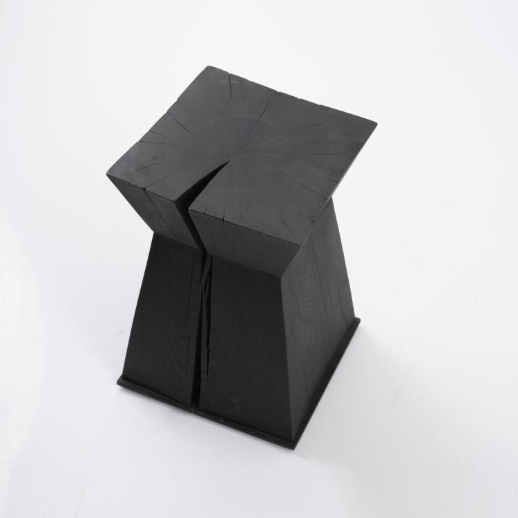 Bild 1 zu Objekt, Small 'Nagato' side table, c. 1987, Christian Liaigre, Hunt, Holly, Chicago, 158B 552