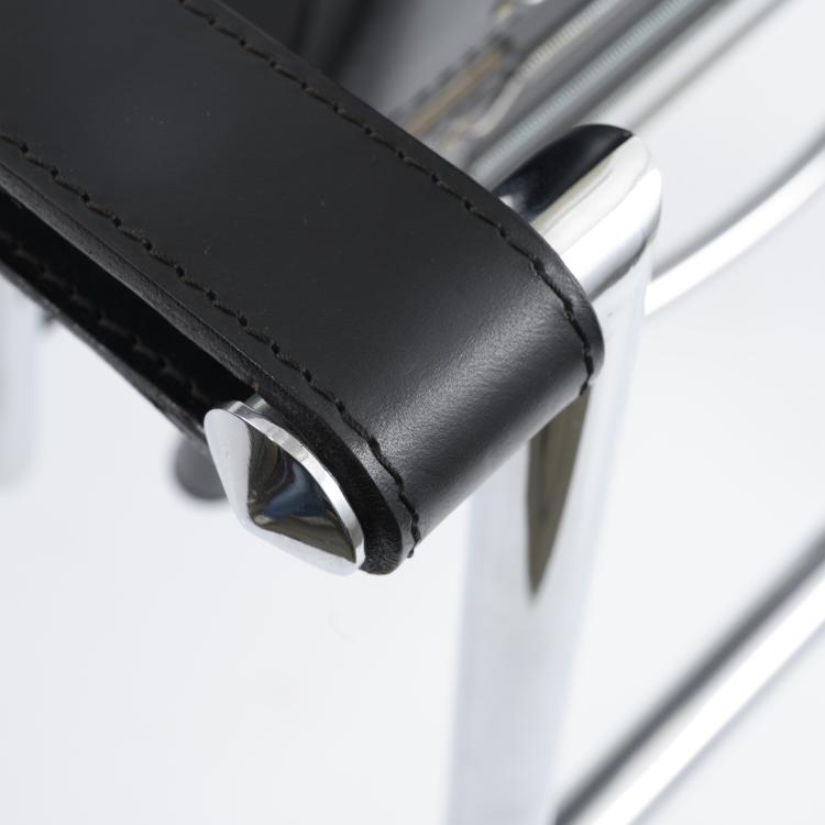 Bild 4 zu Objekt, 'LC 1' armchair, 1928, Pierre Jeanneret,Charlotte Perriand,Le Corbusier Charles-&Eacute;douard Jeanneret-Gris, Cassina, Mailand (zugeschrieben), 158B 348