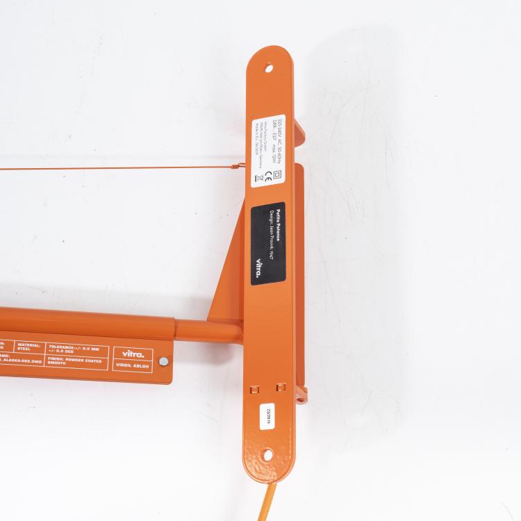 Bild 3 zu Objekt, 'Petite Potence' - 'Virgil Abloh c/o Vitra Spin-Off Collection' wall light, 2019, Jean Prouv&eacute;,Virgil Abloh, Vitra Design, Weil am Rhein, 158B 585