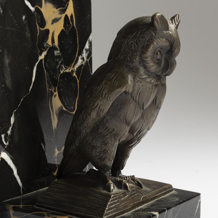 Bild 3 zu Objekt, Zwei Buchst&uuml;tzen mit Eulen, um 1910, Deutschland, 159C 420