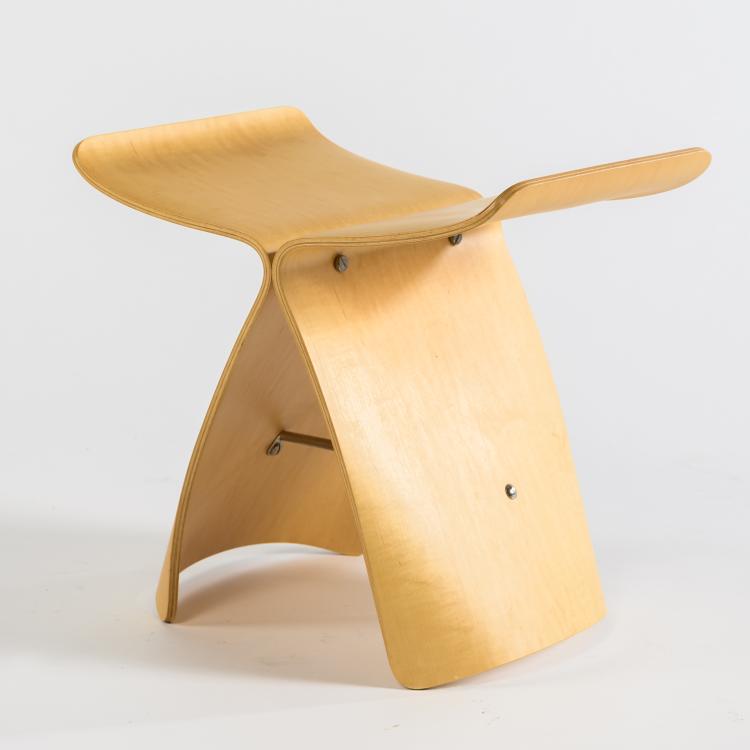 Bild 1 zu Objekt, Hocker 'Butterfly', 1956, Sori Yanagi, Vitra Design, Weil am Rhein, 160B 200