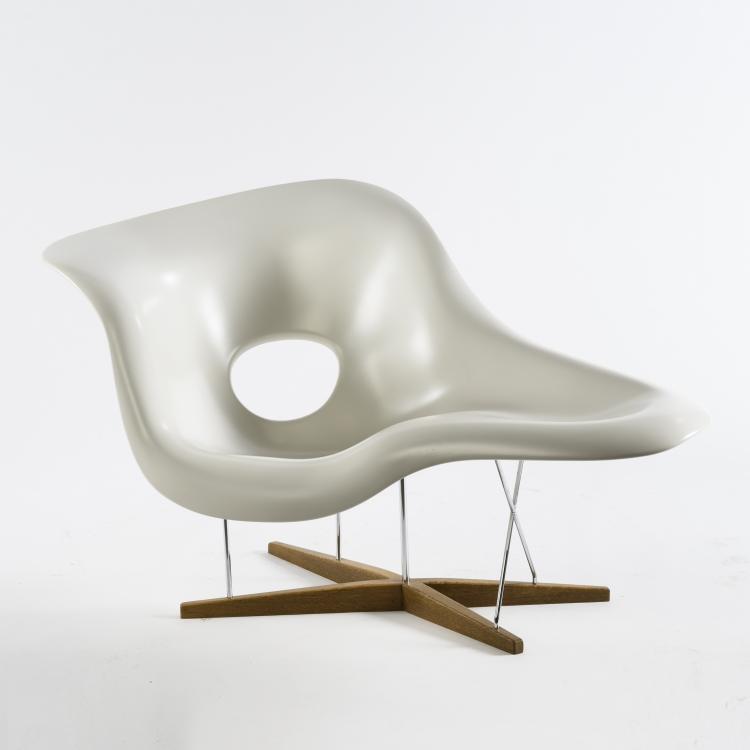 Bild 1 zu Objekt, Sitzobjekt 'La Chaise', 1948, Charles Eames,Charles & Ray Eames, Vitra Design, Weil am Rhein, 160B 203