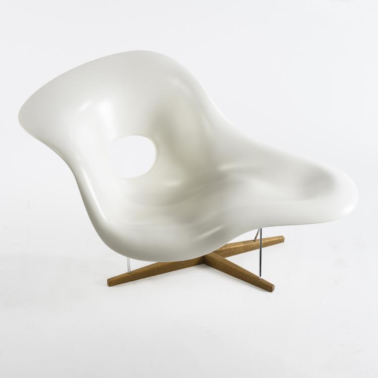 Bild 4 zu Objekt, Sitzobjekt 'La Chaise', 1948, Charles Eames,Charles & Ray Eames, Vitra Design, Weil am Rhein, 160B 203
